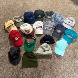 ‼️BUNDLE OF HATS‼️
